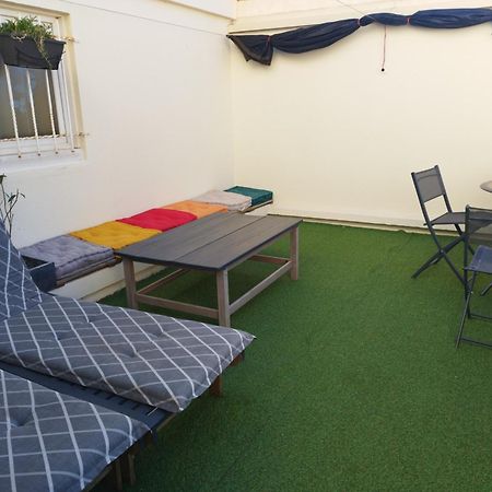 Joli Appartement Avec Grande Et Belle Terrasse, Au Pied De La Plage Du Grazel! 格吕桑 外观 照片